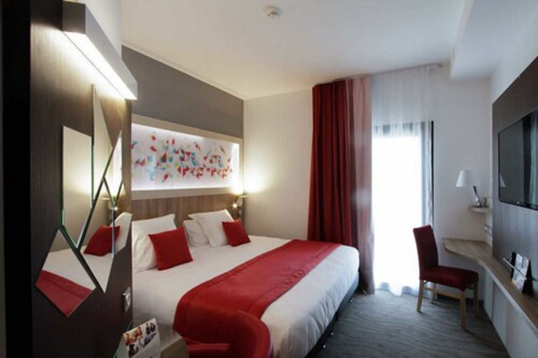 Bedroom 3, Brit Hotel Figeac, Lot
