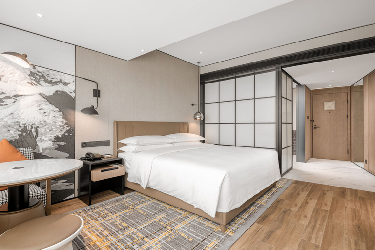 Bedroom 3, Sheraton Chengdu Lido Hotel, Chengdu