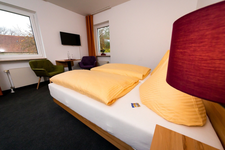 Bedroom 3, Wohlfühlhotel im Schlosspark, Höxter
