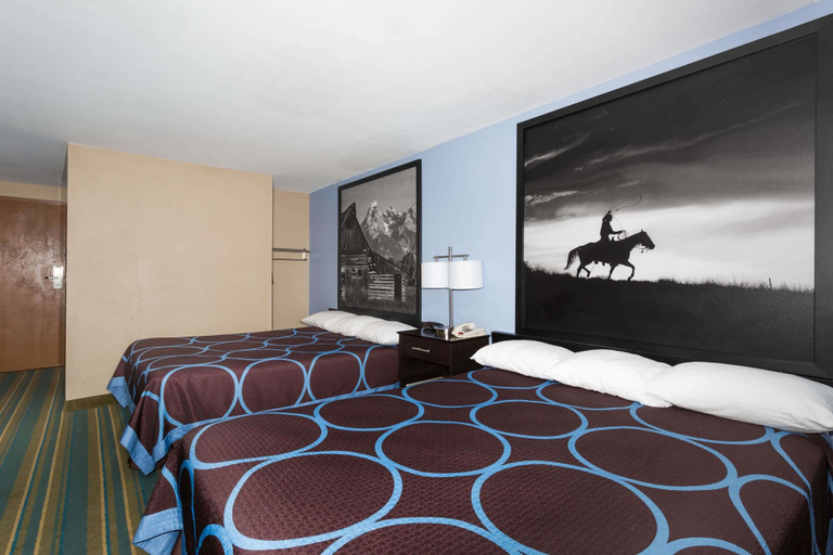 Bedroom 3, Super 8 by Wyndham Douglas, Converse