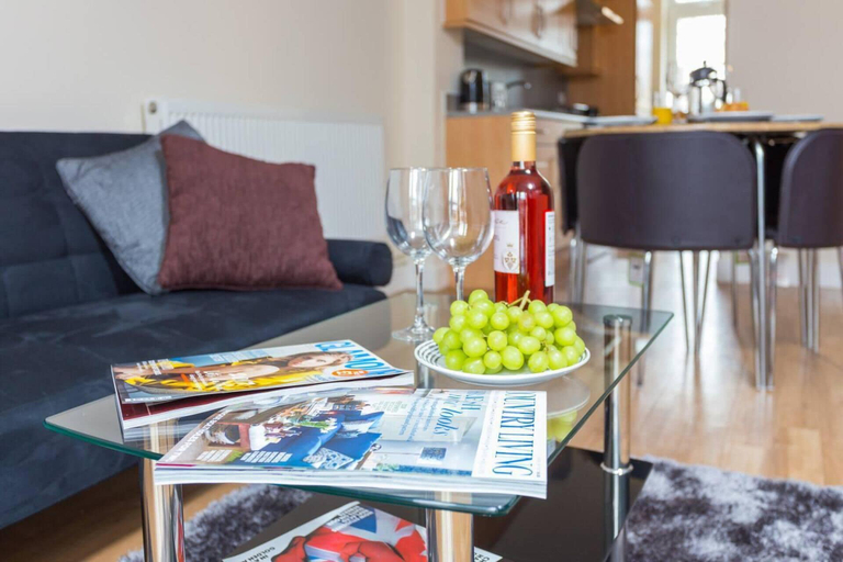 3, Impeccable 2-bed Apartment in Derby, England, Derby