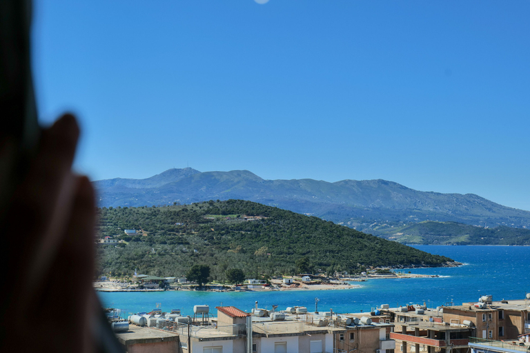 Others 5, Hotel Milo, Sarandës