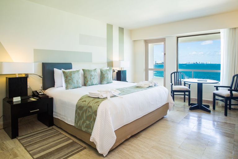 Bedroom 3, Dreams Sands Cancun Resort & Spa - All Inclusive, Benito Juárez
