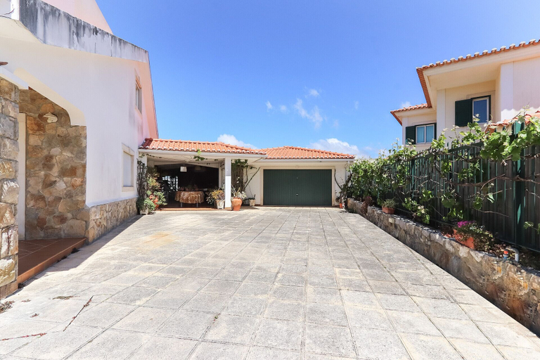 Property grounds 4, Guincho Typical House II by Homing, Cascais