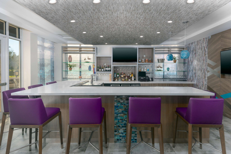 Food & Drinks 5, Hilton Garden Inn Tampa/Riverview/Brandon, Hillsborough
