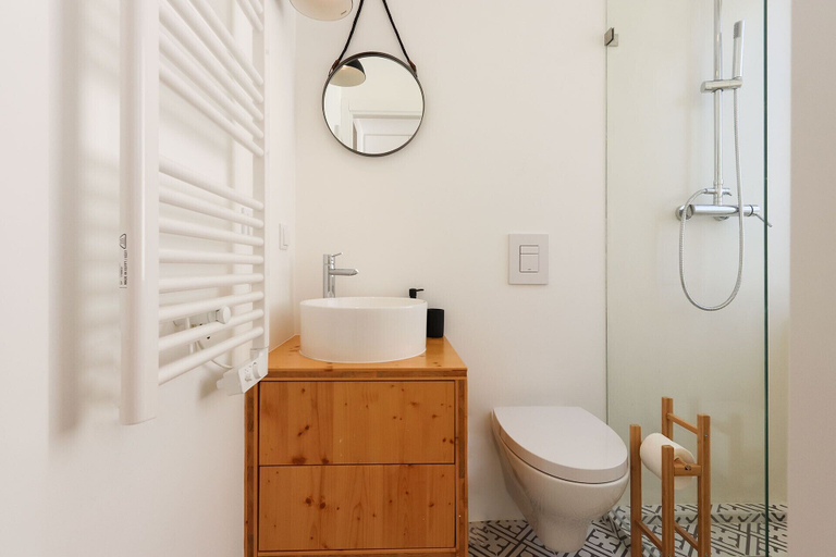 Bathroom 3, Lapa Elegant by Homing, Lisbon