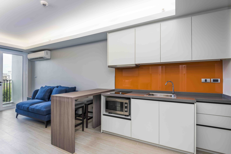 Dining Room 4