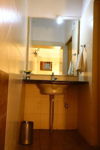 Bathroom 4, Tourist village Khajuraho, Chhatarpur