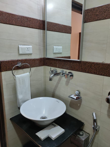 Bathroom, Masara Biznotel, Pune