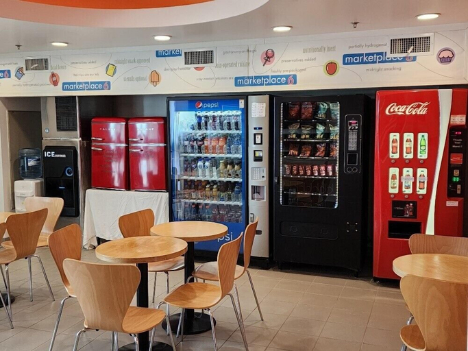 Food & Drinks 5, Motel 6 Moosomin, SK, Division No. 5