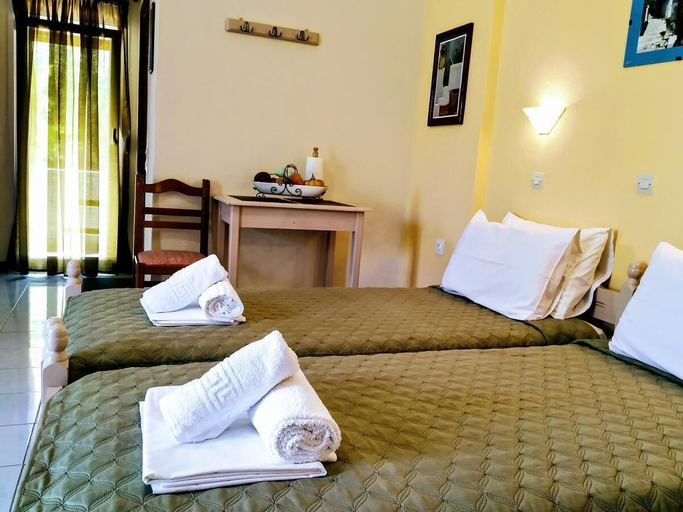 Bedroom 4, Studios Filippos, Thessaly
