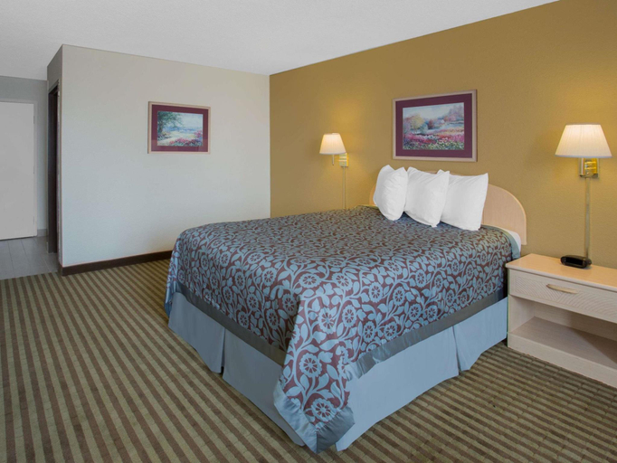 Bedroom 3, Comfort Inn, Bureau