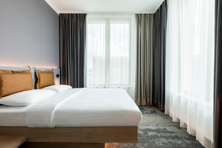 Bedroom 3, Moxy Wuerzburg, Würzburg