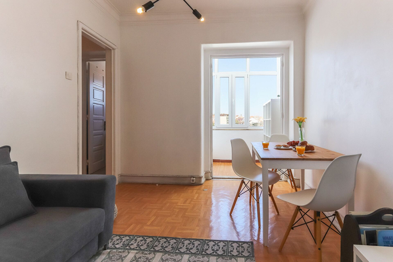 Dining 3, Estrela Panoramic View by Homing, Lisbon
