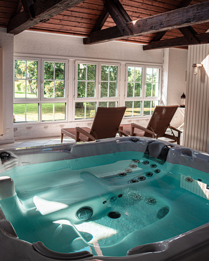 Sport & Beauty 3, Grand Hotel "Château de Sully" - Piscine et Spa, Calvados