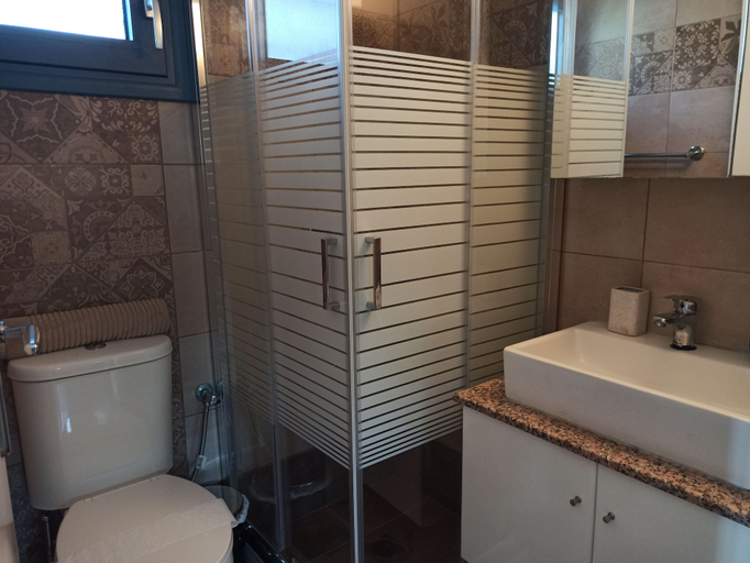 Bathroom 3, Bluetel Lixouri, Greece, Ionian Islands