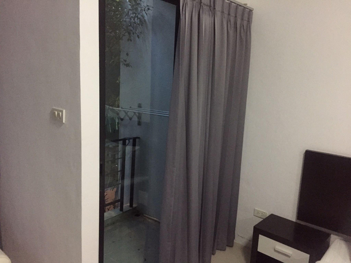 Bathroom 3, Home Rezidence, Sri Mahar Pho