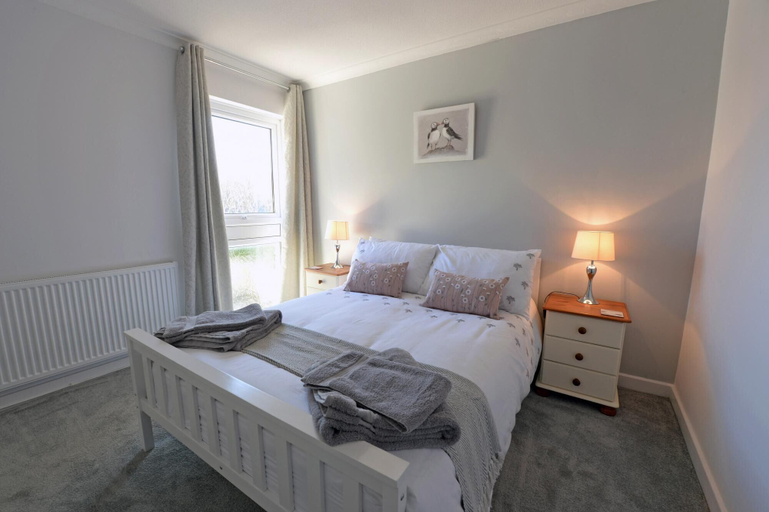 Bedroom 5, S r M r - Log Burner Peaceful Cottage Dog Friendly, Pembrokeshire