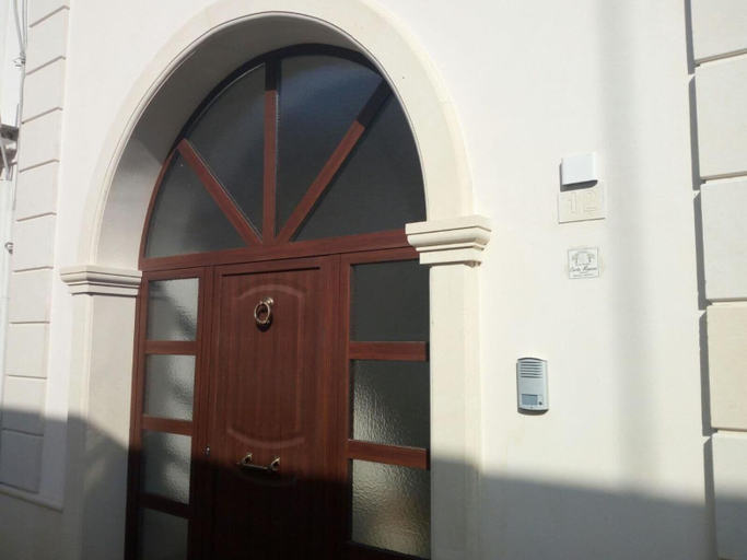 Exterior & Views 2, Corte Manzoni B&B, Lecce