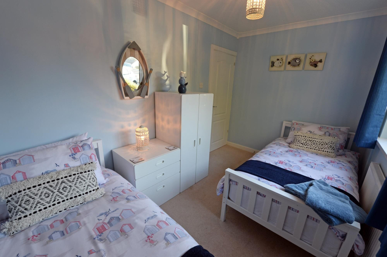 Bedroom 3, S r M r - Log Burner Peaceful Cottage Dog Friendly, Pembrokeshire