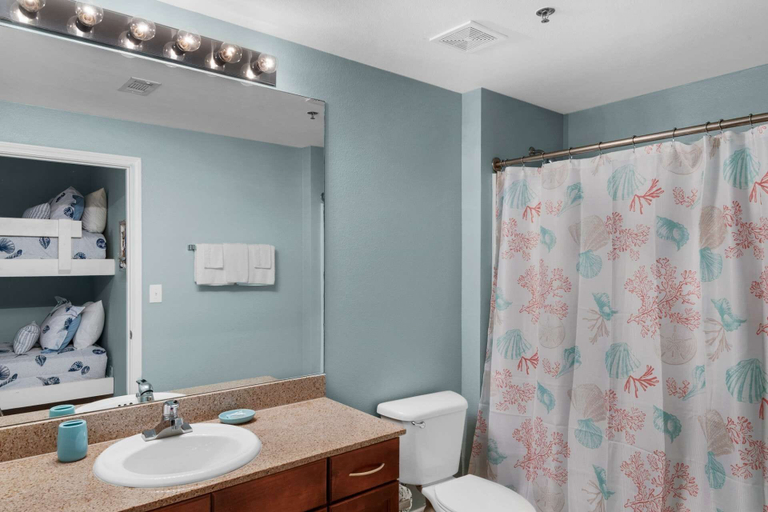 Bathroom 4, Laketown Wharf by iTrip, Bay