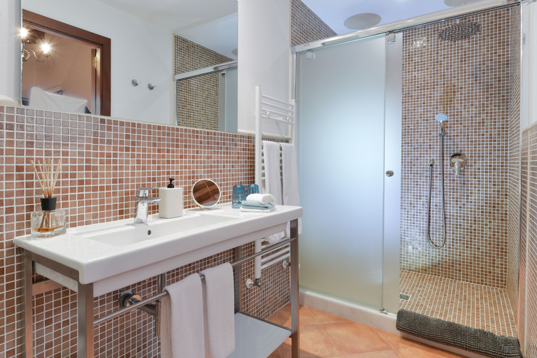 Bathroom 3, Agroturismo Fincahotel Es Llobets - Adults Only, Baleares