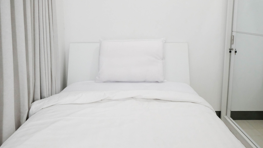 Room 3, Spacey And Homey 2Br At Supermall Mansion Apartment, Surabaya