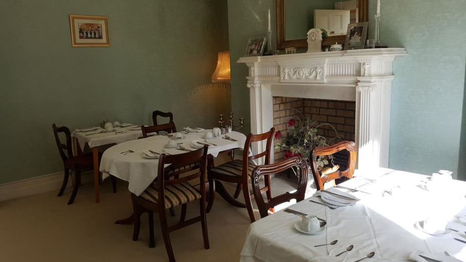 Food & Drinks 5, Cannaway House B&B