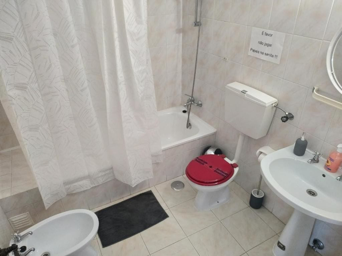 Bathroom 3, Hospedaria Por do Sol, Olhão