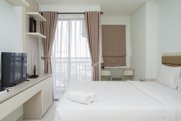 Bedroom 4, Comfort and Nice Studio Apartment at Springwood Residence By Travelio, Tangerang
