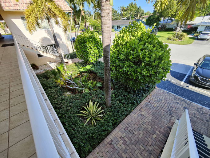 Exterior & Views 2, Coco Palms Apartments By Lowkl, Broward