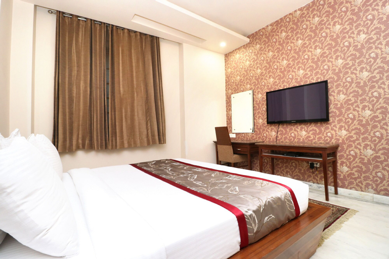 Bedroom 12