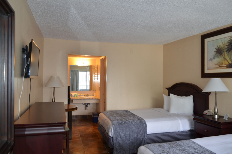 Bedroom 3, Altamonte Springs Hotel and Suites, Seminole