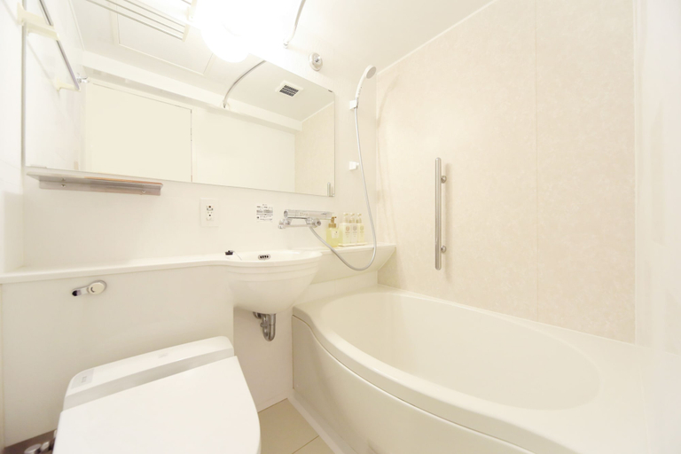 Bathroom 5, Hotel Nihonbashi Saibo, Chūō