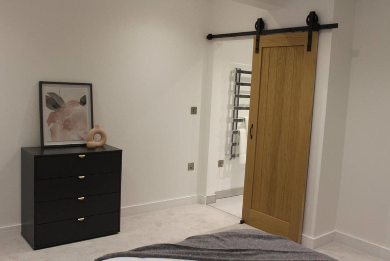 Bedroom 2, Luxury 2 Bed Apartment In Rochester, Medway