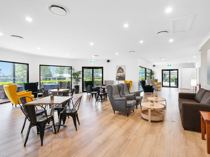 Food & Drinks 5, Leisure Inn Pokolbin Hill, Cessnock