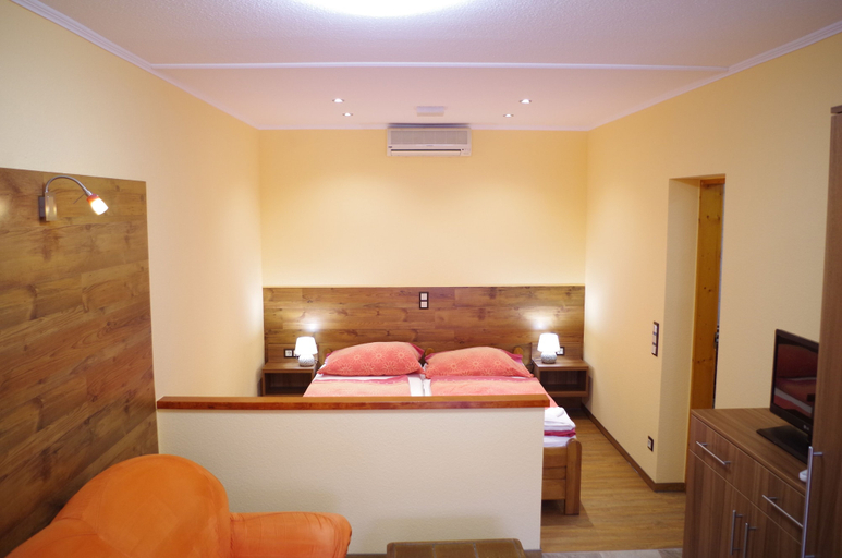 Bedroom 3, Aranyhal Apartmanház, Hévíz/Keszthely