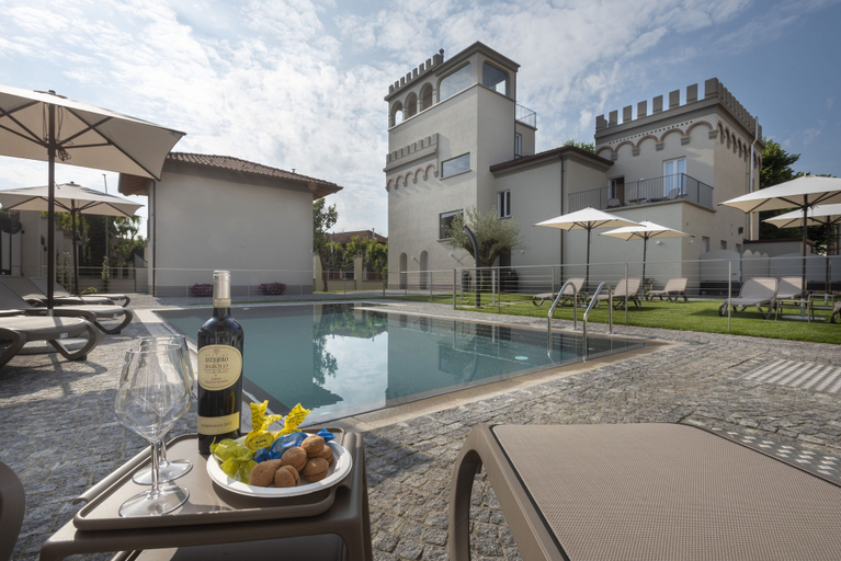 Exterior & Views 2, Villa Bernasconi - camere e ristorante -, Cuneo