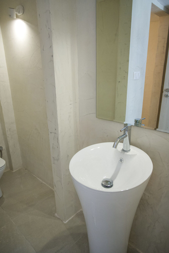 Bathroom 5, Porto Bello Hotel, South Aegean