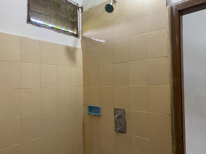 Bathroom 3, Bali Bagus Hotel, Buleleng