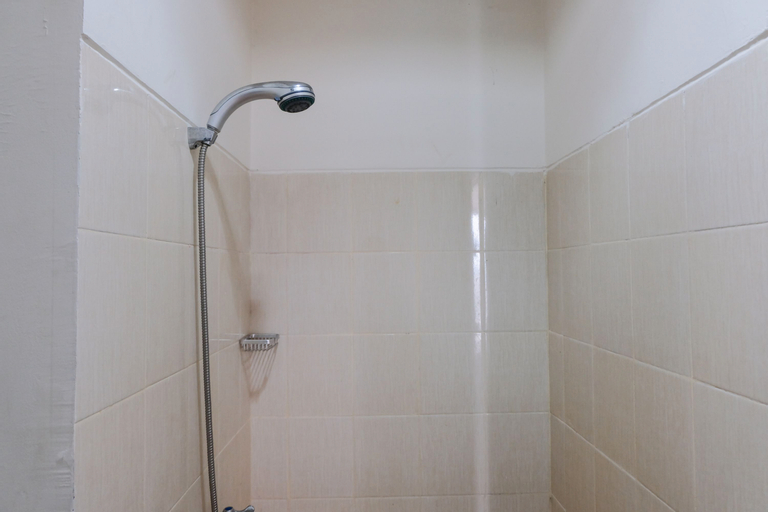 Bedroom 5, Best Deal Studio at Harvard Jatinangor Apartment By Travelio, Sumedang