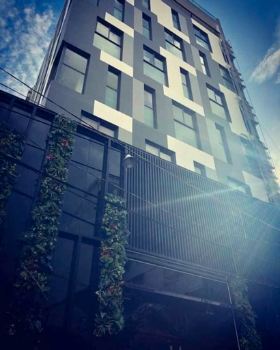 Exterior & Views 2, Sargon D'Luxe, District 3