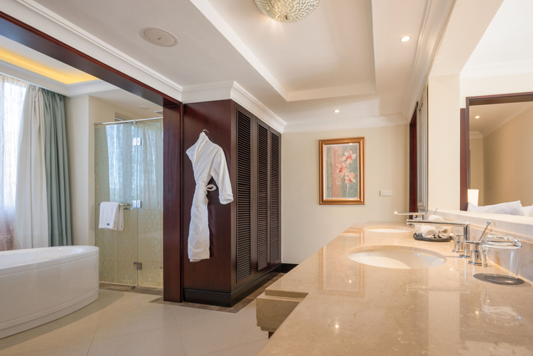 Bathroom 5, The Westin Turtle Bay Resort & Spa, Mauritius