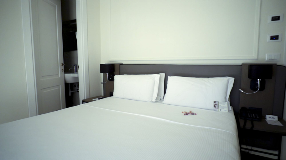 Bedroom 15