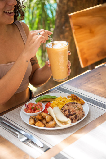Food & Drinks 5, Believe Surf & Yoga Lodge Santa Teresa - Hostel, Puntarenas