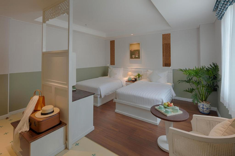 Bedroom 23