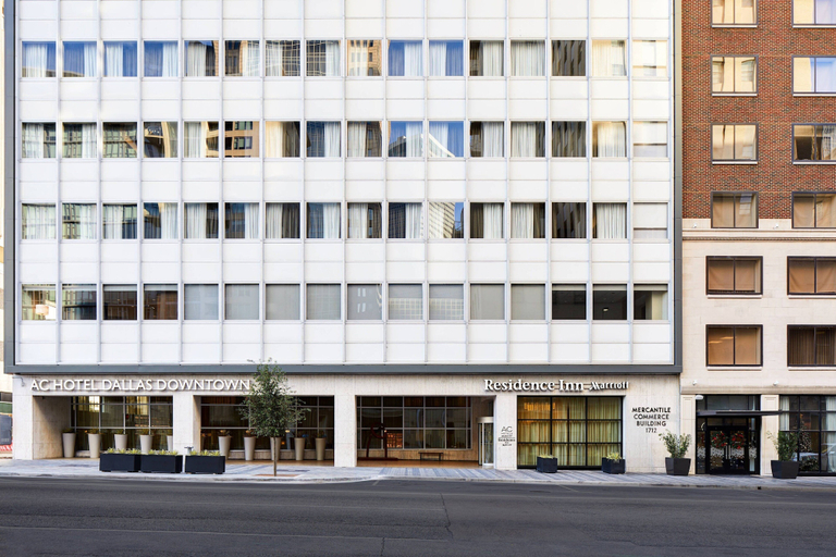 Exterior & Views 2, Residence Inn by Marriott Dallas Downtown, Dallas