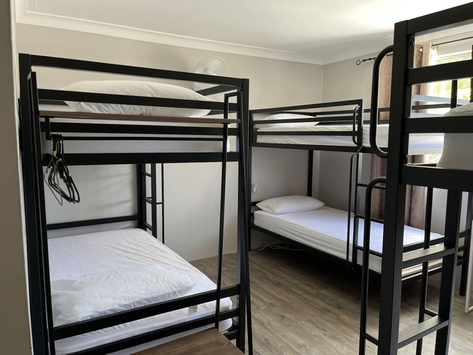 Bedroom 2, Homely Inn Queen Street, Gold Coast
