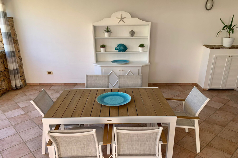 Dining 4, Jacopo House 1.5 km From Sea, Olbia-Tempio