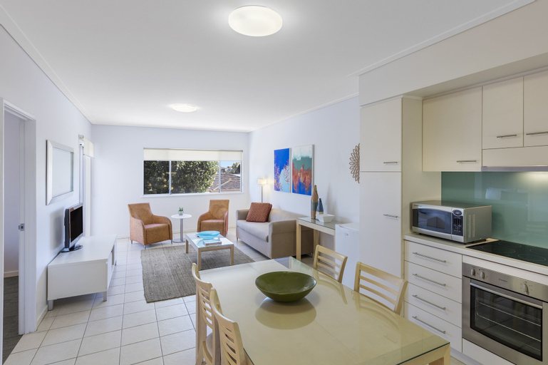 Dining Room 7